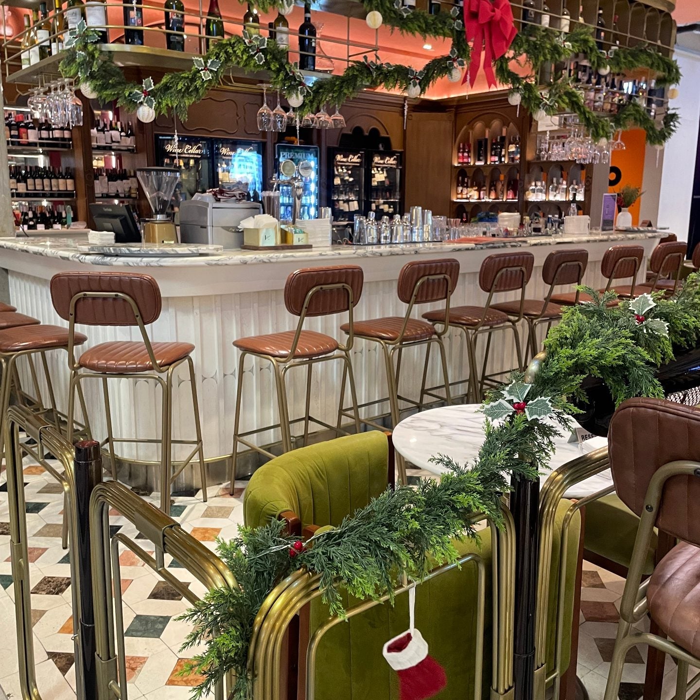8 Best Wine Bars in Sukhumvit & Thonglor Serving Wine By-the-Glass