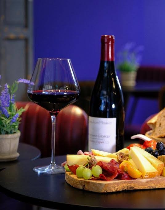 Angelique's Wine House