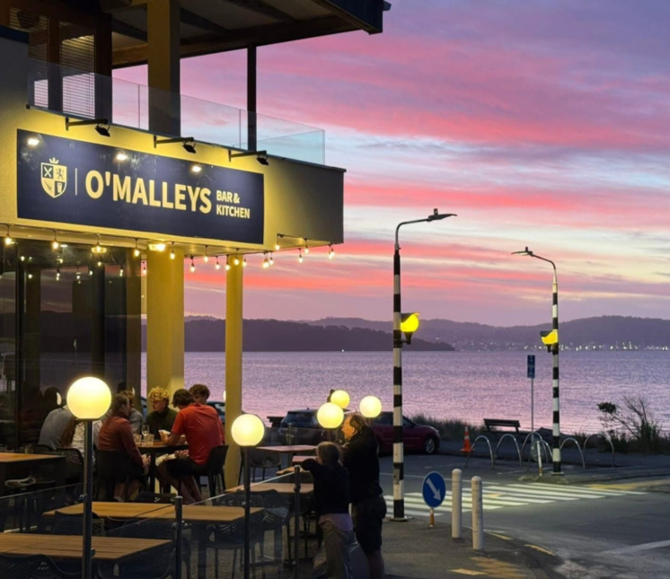 O'Malleys Bar & Kitchen