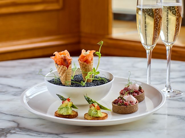 Gillray's Steakhouse & Bar