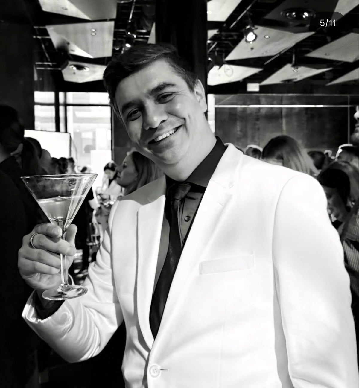 Image-venue_612822057209_wzn0li83osk_sommelier_image.jpg