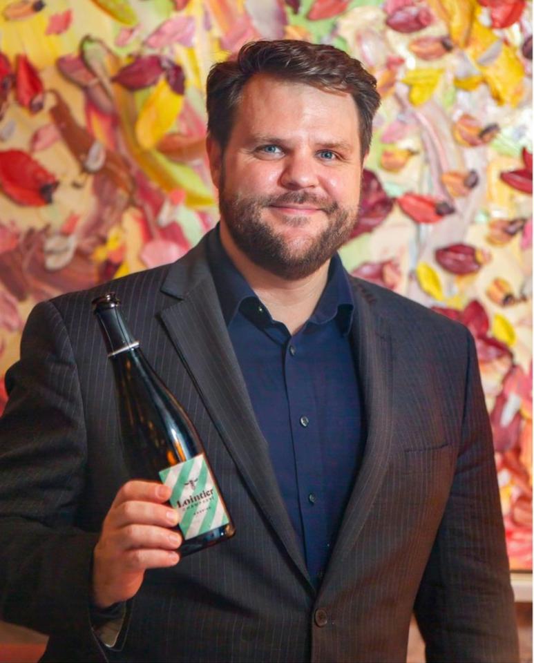 Image-venue_617344172281_ylxwhe3zu1m_sommelier_image.jpg